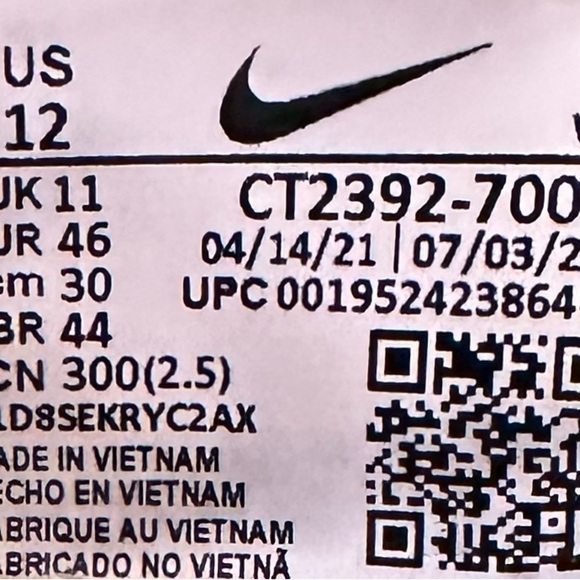 Nike Zoom Fly 4 Barely Volt - Picture 15 of 15